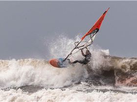 Point Danger windsurfing 19 Feb 2020