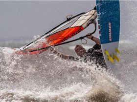 Point Danger windsurfing 19 Feb 2020