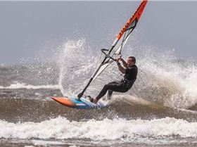 Point Danger windsurfing 19 Feb 2020