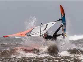 Point Danger windsurfing 19 Feb 2020