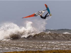 Point Danger windsurfing 19 Feb 2020