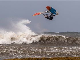 Point Danger windsurfing 19 Feb 2020