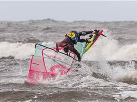 Point Danger windsurfing 19 Feb 2020