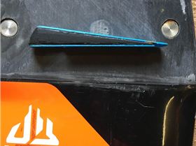 Load bearing surface of the shim