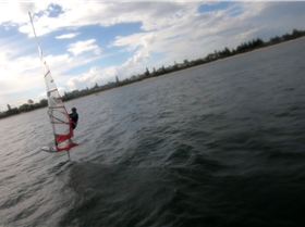 WindFoiling with Friends