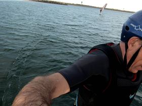 WindFoiling with Friends