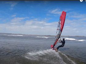 Wendy flying in the Glass