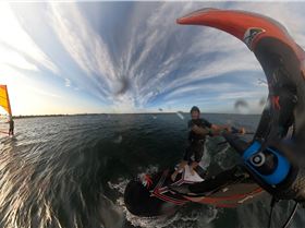 WindFoiling with Friends