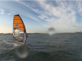 WindFoiling with Friends