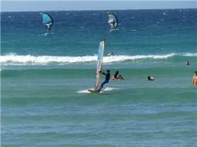 Wavesailing small Currumbin