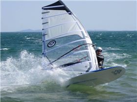 13sep08 Great action @ Elwood beach