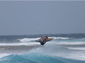 Mick Staffy busten out  Goytta ..Me gue screew it 