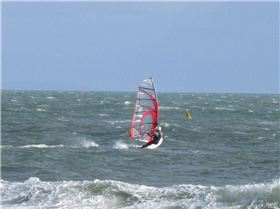 20sep08 Great action @ Elwood beach