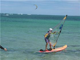 Daughter windsurfing in 1 hour