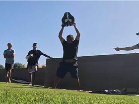 GX0103681676195400276