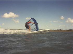 Rowdy trys to gybe - Mid to late 90s