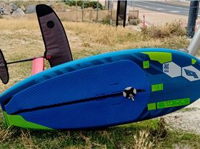 Wind/ wing foil board