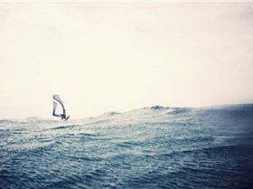 SEQ Wavesailing sign on day