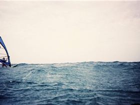 SEQ Wavesailing sign on day