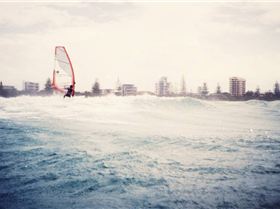 SEQ Wavesailing sign on day