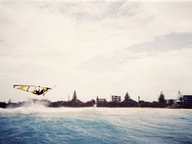 SEQ Wavesailing sign on day