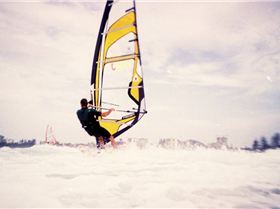 SEQ Wavesailing sign on day