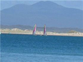 11 Upwind in Trifoiler Jan 06