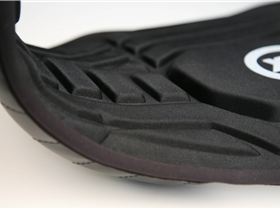 Sliding spreader bar