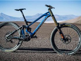 taking-on-the-challenge-is-his-mondraker-summum (1)