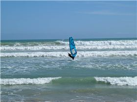 PXL20250326040738854