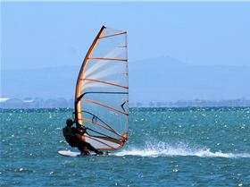 Light winds 105 Hypersonic, 6.5 Severne NCX