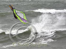 midcoast waves - Dean Ryles, ? and ?