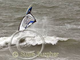 midcoast waves - Dean Ryles, ? and ?