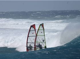 Geraldton Outer edge .. ....... The den of the lion ..(heaven and heavey)