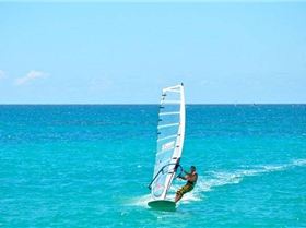 n742085789 7099127 6172451