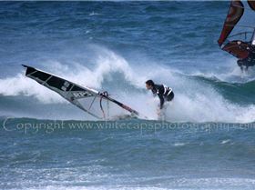 SHQ Cup event Wave pics at Warratah Bay on Tue