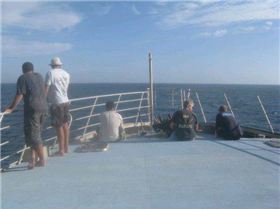 13733 1280368123boat  1049568870 852377 8327284 n