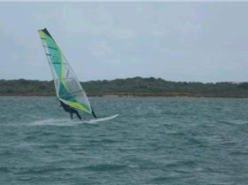 River mouth race series 10 099 (Small)