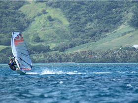 Speed run off Nananu-I-Ra