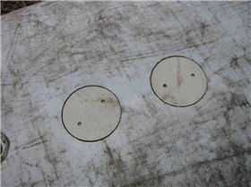 Tiga sailboard mast foot attachment