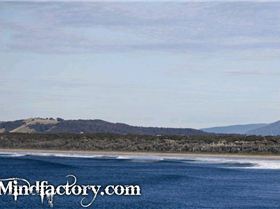 Gerroa - Wednesday 18 August - Main Break