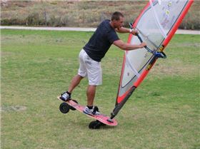 No Wind in Perth = Get the Turf Dog Out for a Laugh