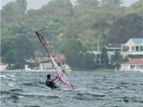 More Valentine Dec 2011 - 25 - 30kts +