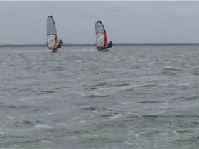 03 Kato and Kim out in the middle