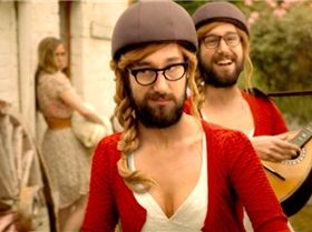 Marty and Chops earning some money in the 5 seeds ad