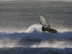 27 02 2012 Late Session at the spot