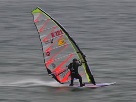 hot sails GPS exocet rs2 chinook black project fin portland april 2012 (7)