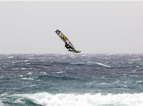 victor stalled forward