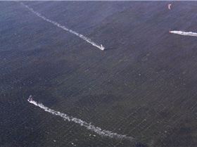 VH-FMI WIN P-ROAD 142