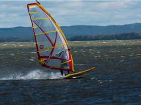 Canton 18-8-12 20 -30kt WNW